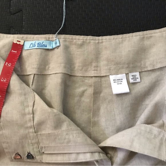 NWT never worn Lili Bleu wide leg linen pants w/built in sash belt. - Picture 6 of 8
